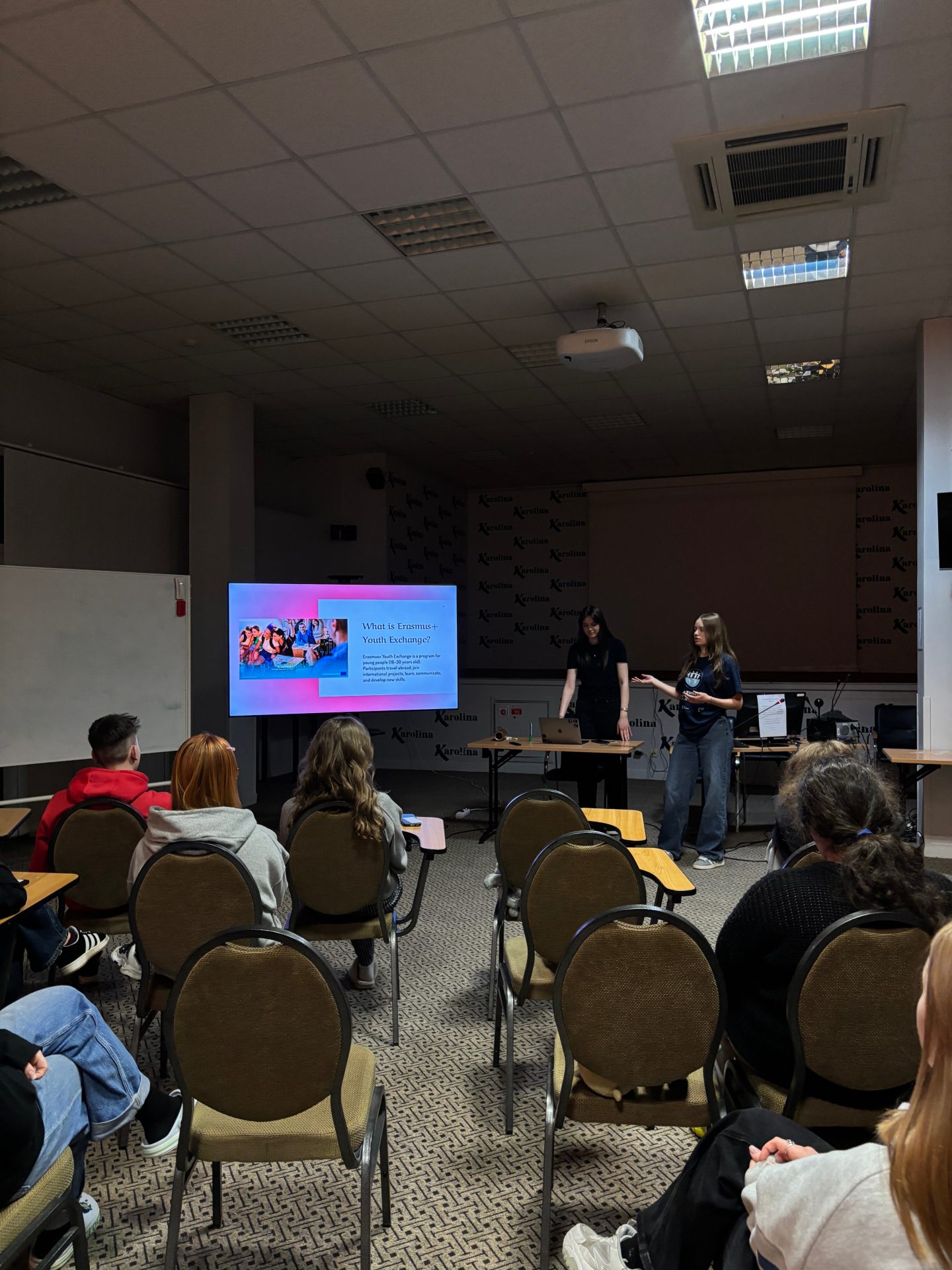 CH LT European Humanities University