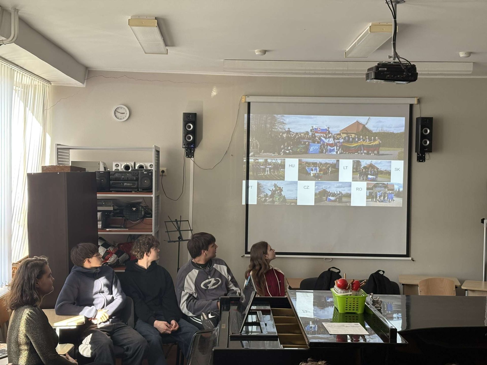 CH LT Marijampoles Sventos Cecilijos Gimnazija